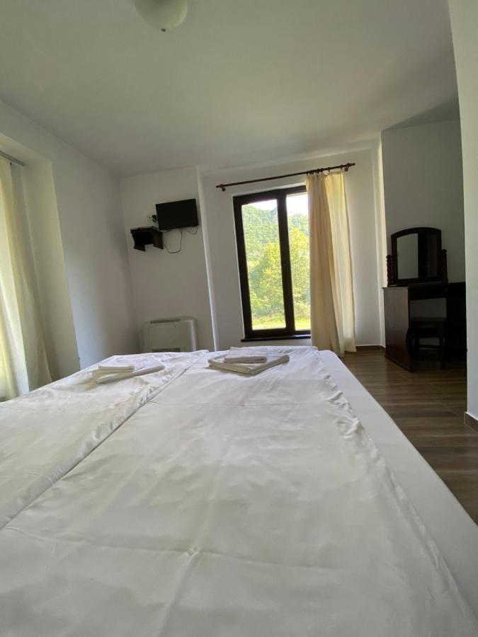 Complex Magic Of The Rhodopes Hotel Bacskovo Kültér fotó
