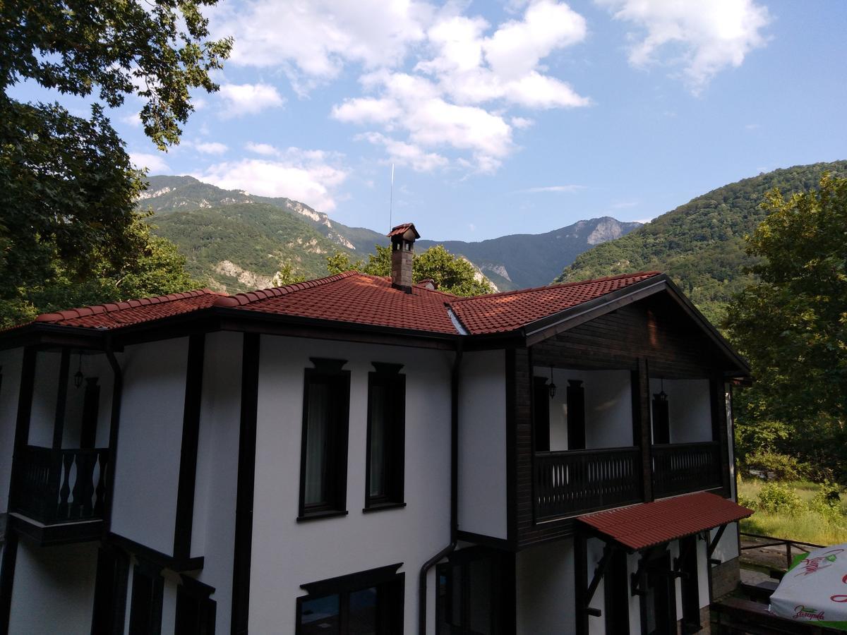 Complex Magic Of The Rhodopes Hotel Bacskovo Kültér fotó